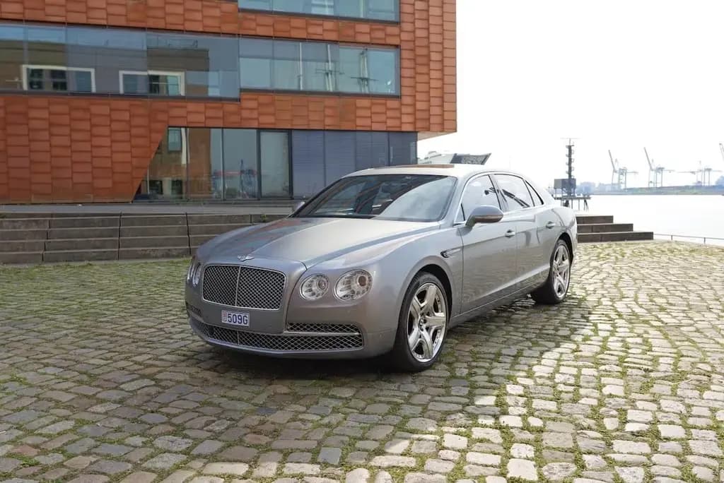 Main__Slider__Photo:Bentley Flying Spur 6.0 W12 06/2015-0