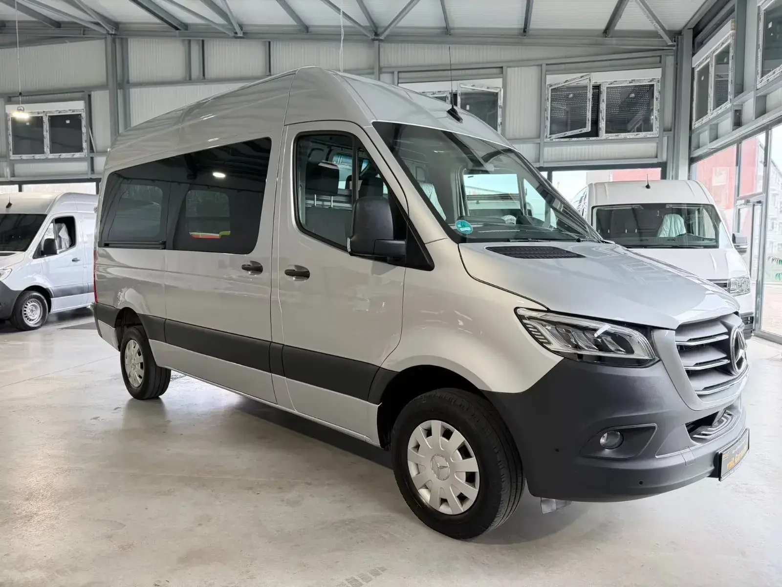 Main__Slider__Photo:Mercedes-Benz Sprinter 12/2021-1
