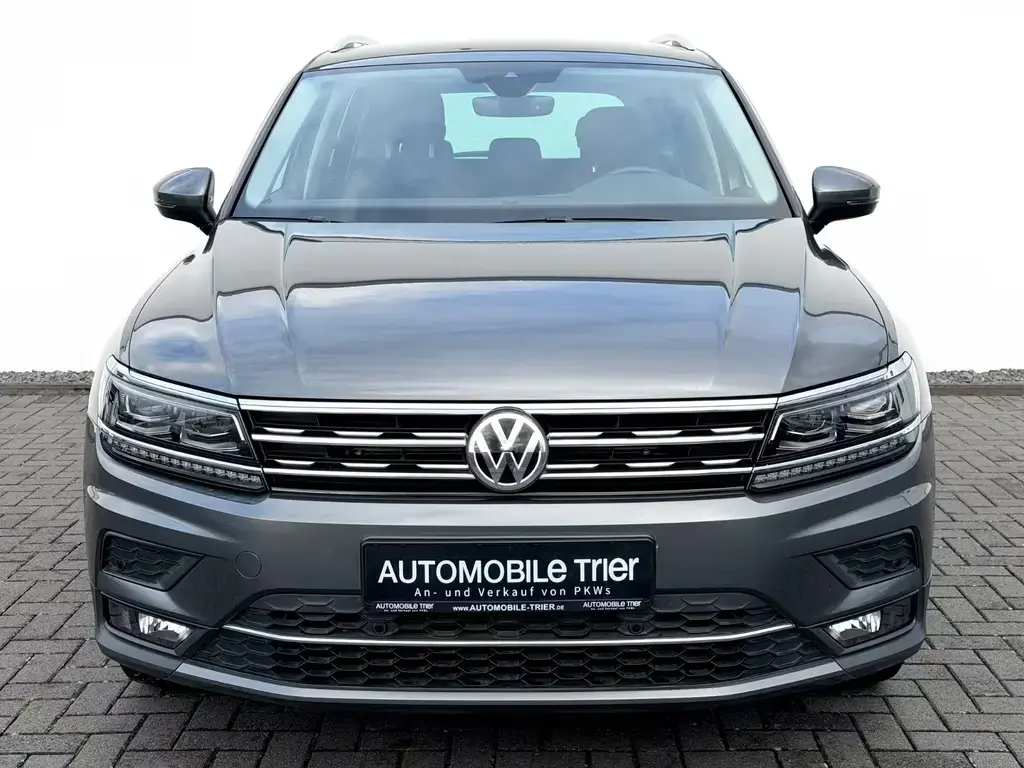 Main__Slider__Photo:Volkswagen Tiguan Highline 2.0 TSI DSG 4Motion /LED/ACC/CAM 07/2018-1