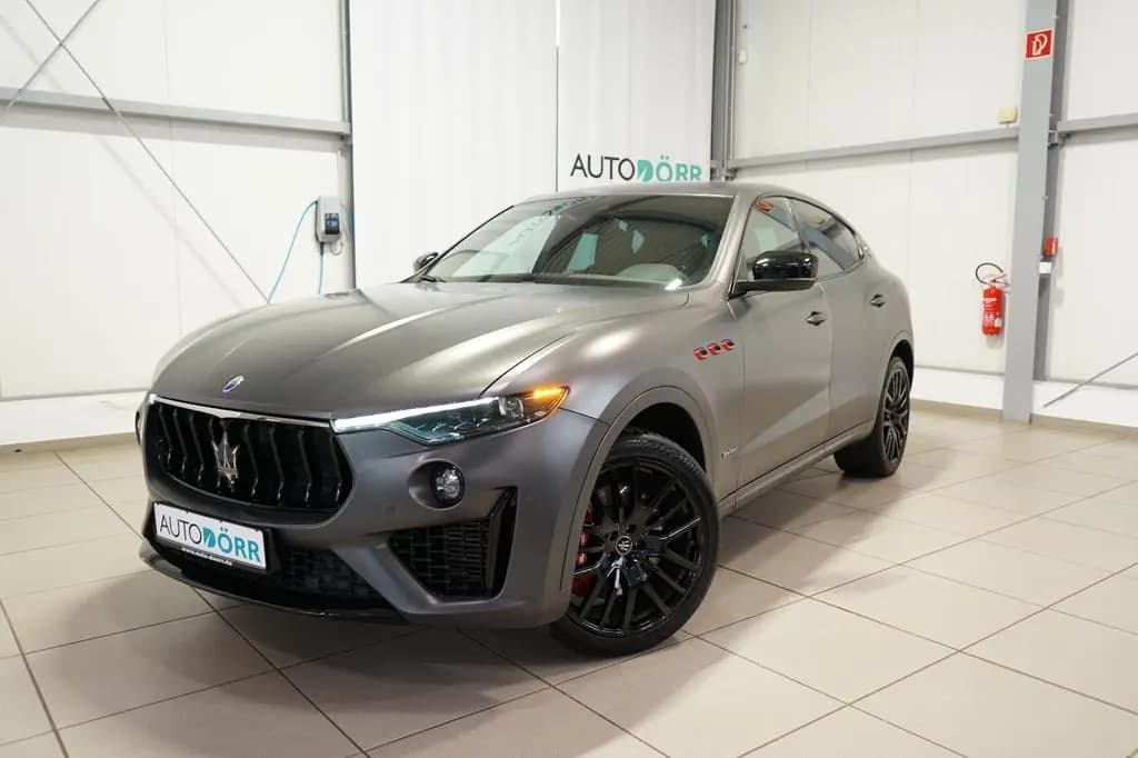Main__Slider__Photo:Maserati Levante GranSport Q4 Matt+ACC+HarmanKardon+4xSHZ 04/2021-0