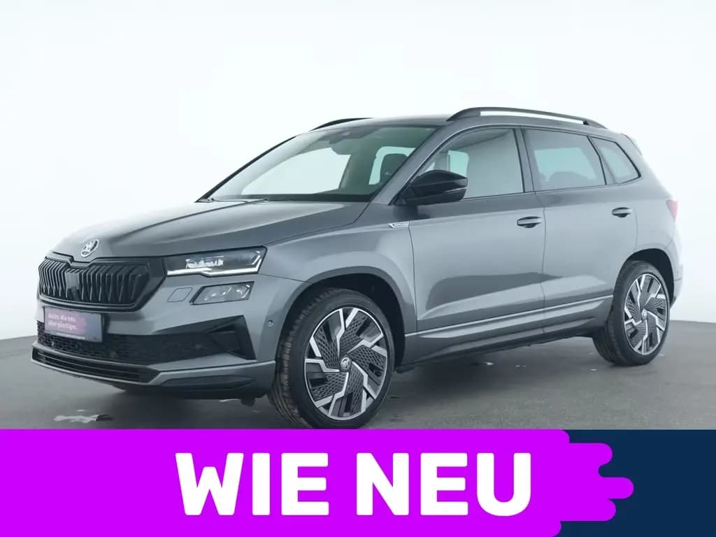 Main__Slider__Photo:Skoda Karoq Sportline AHK|Navi|360°Kamera|Winter-Paket 01/2023-0