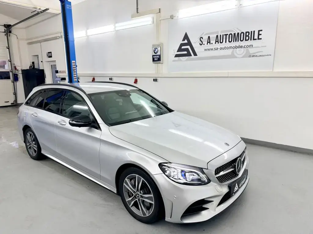 Main__Slider__Photo:Mercedes-Benz C-Class 300 Amg-Line*360Grad Kamera*Multibeam* 09/2018-1