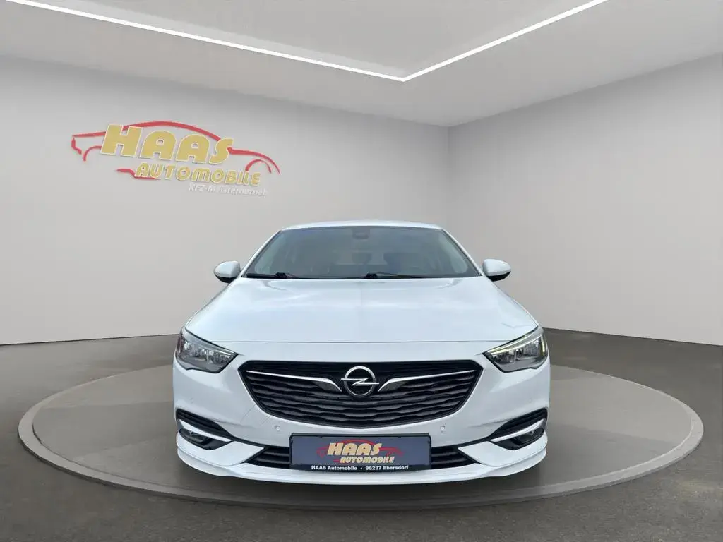 Main__Slider__Photo:Opel Insignia B Grand Sport OPC Dynamic*Navigation* 01/2020-1