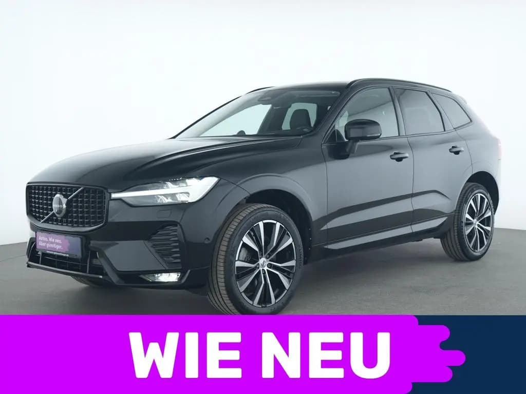 Main__Slider__Photo:Volvo XC60 Ultimate Dark Adaptives Luftfahrwerk|Pano 11/2022-0