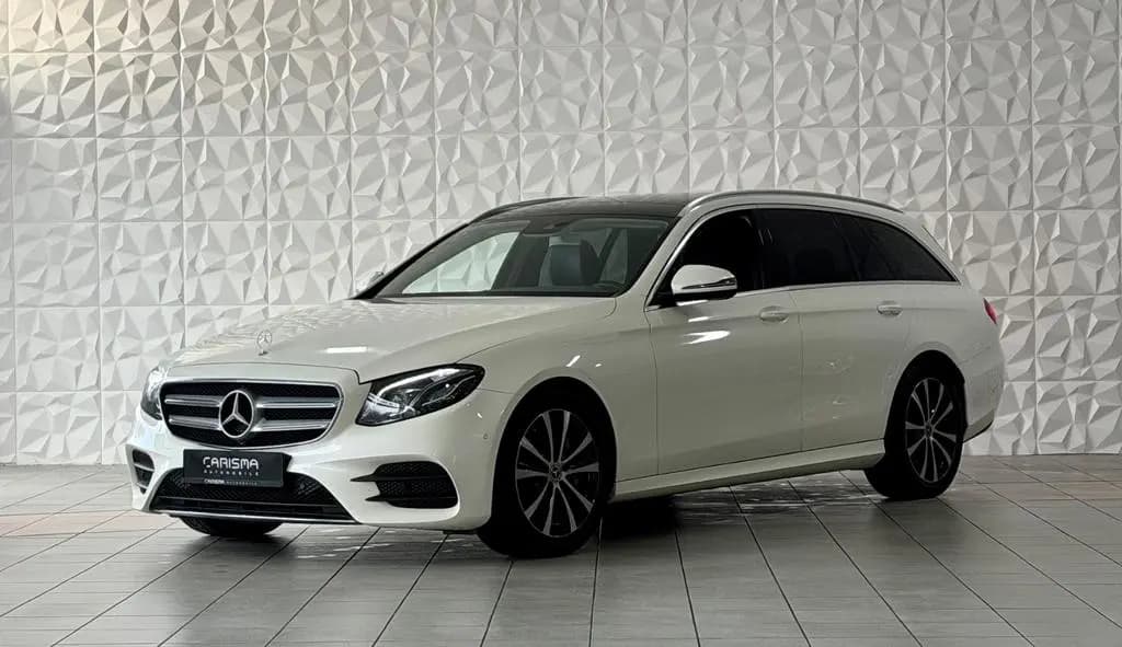 Main__Slider__Photo:Mercedes-Benz E-Class 450T|PANO|LED|AMG-LINE|BURMESTER|SPUR|AMBIENTE 03/2019-0