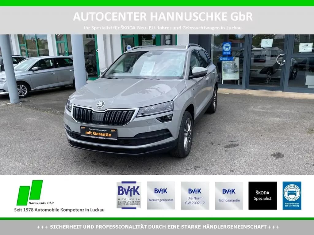 Main__Slider__Photo:Skoda Karoq 1.5 TSI DSG CLEVER NAV/ACC/PLA/BWSS/BSA 10/2021-0