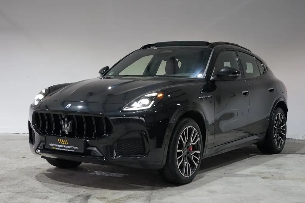 Main__Slider__Photo:Maserati Grecale Modena 4WD*PANO*360°*S&F*HuD*ACC* 11/2022-0