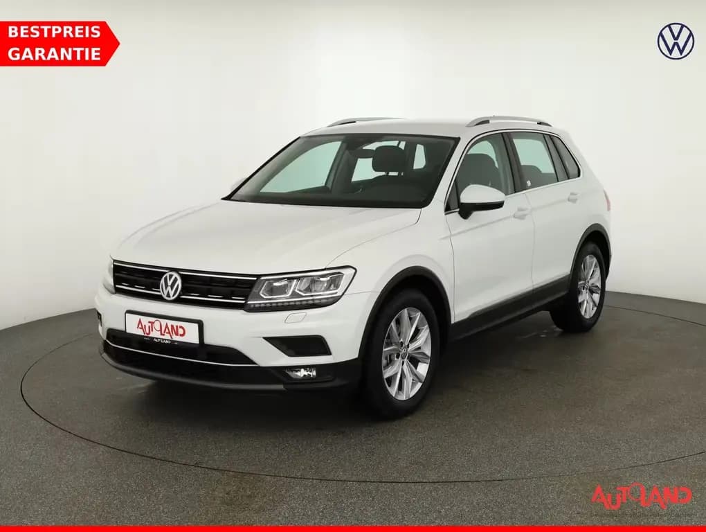 Main__Slider__Photo:Volkswagen Tiguan 1.5 TSI DSG Highline LED Navi ACC USB 11/2019-0
