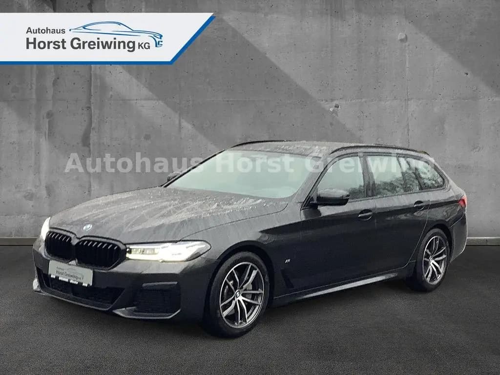 Main__Slider__Photo:BMW Touring 530 i M Sport ACC,HUD Laser Pano 02/2023-0