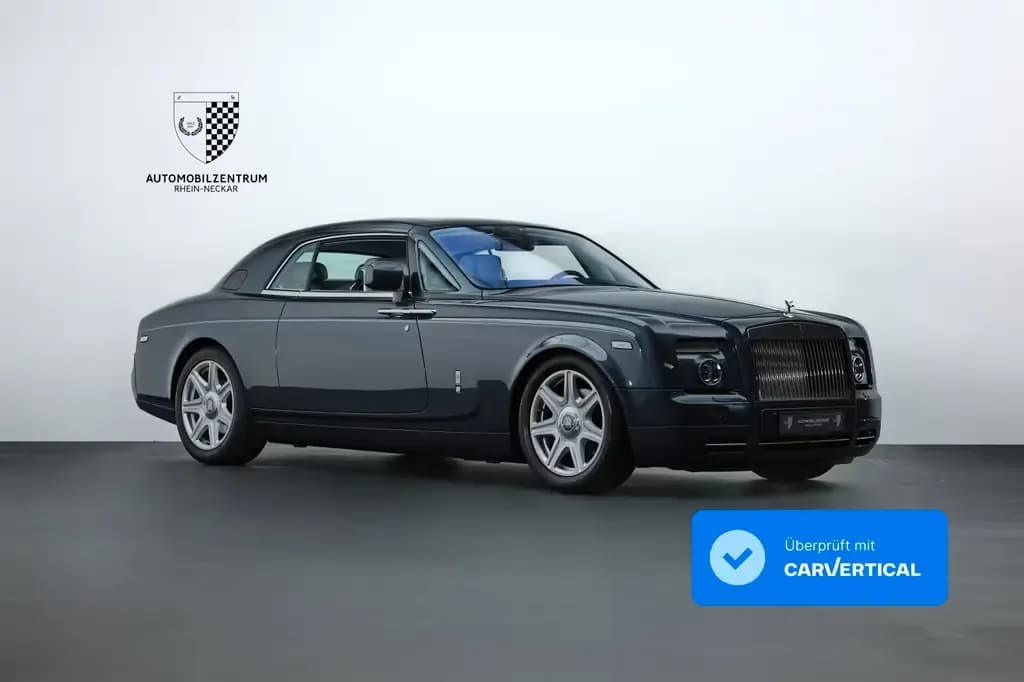 Main__Slider__Photo:Rolls-Royce Phantom Coupe Sternenhimmel/Coachline/Bespoke 11/2009-0
