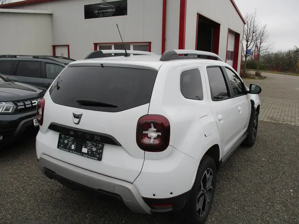 Main__Slider__Photo:Dacia Duster II Adventure TCE150,Navi,SHZ,Kam, Keyless 05/2019-1