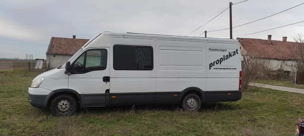 Main__Slider__Photo:Iveco Daily 35s18sv 01/2010-0