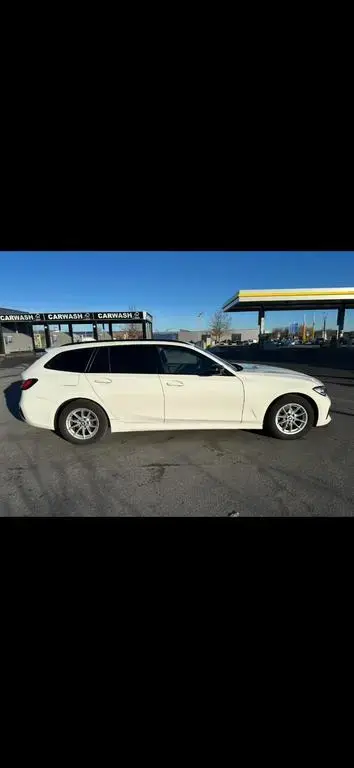 Main__Slider__Photo:BMW 3 Series 320d Touring Sport Line Automatik Sport Line 05/2022-1