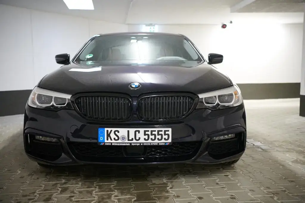 Main__Slider__Photo:BMW 5 Series 530e xDrive IPERFORMANCE 01/2020-1