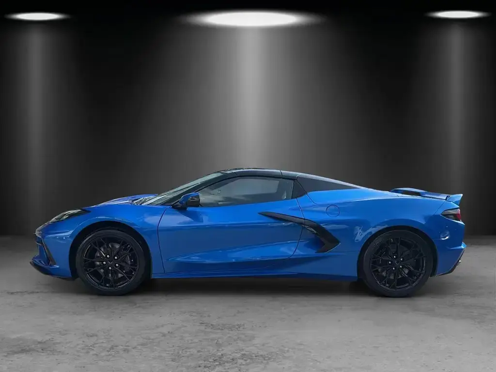 Main__Slider__Photo:Corvette C8 Cabrio 2LT MY2024 FRONT LIFT/MAGNETIC RIDE/ 08/2025-1