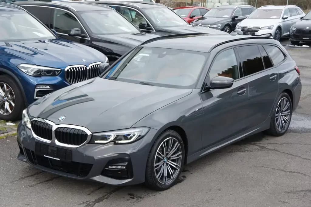 Main__Slider__Photo:BMW 320 d xDrive M Sport*ACC*LIVE*KAM*STANDHZG*LASER* 07/2022-0
