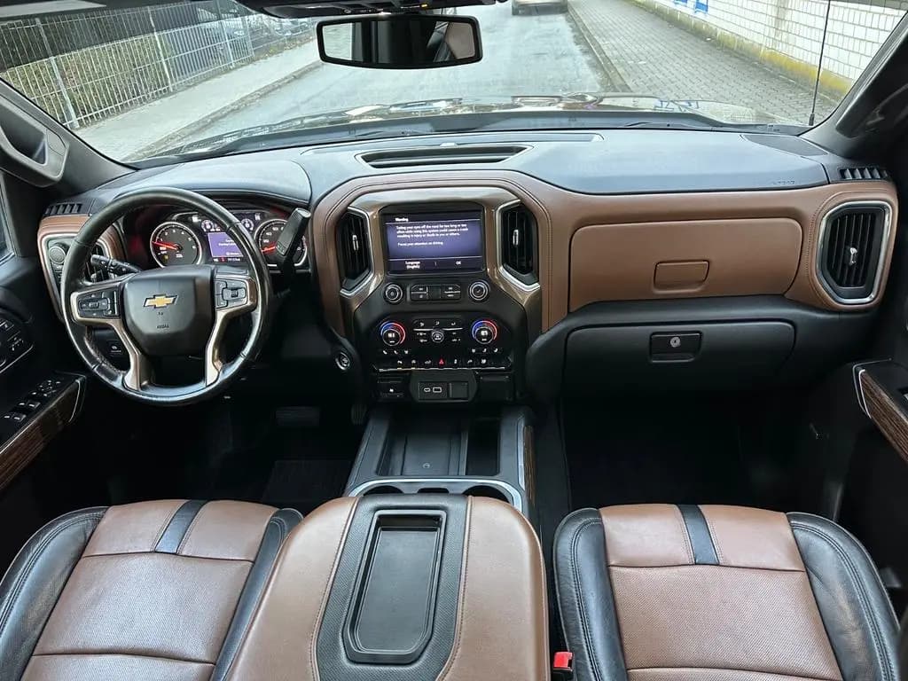 Main__Slider__Photo:Chevrolet Silverado 1500,HIGH COUNTRY,V8, 5,3,4WD 08/2019-0