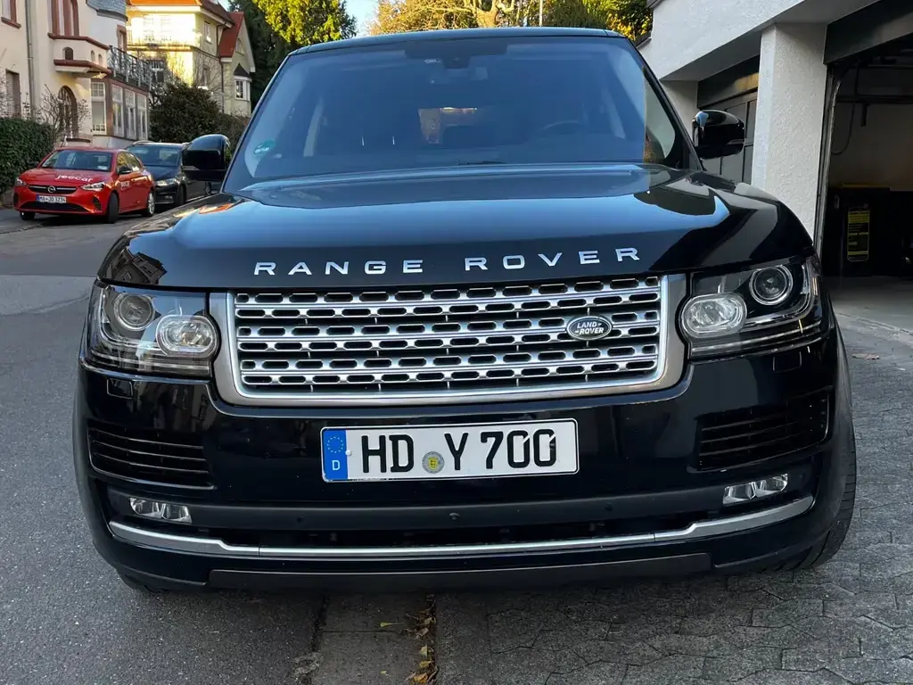 Main__Slider__Photo:Land Rover Range Rover 4.4 SDV8 Vogue Vogue 10/2015-1