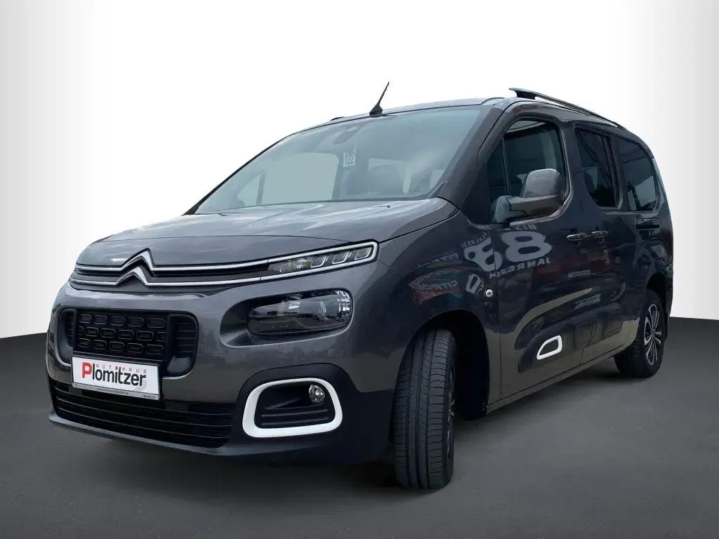 Main__Slider__Photo:Citroën Berlingo XL Benzin 110 FEEL *7-Sitzer*AZV*SHZ* 02/2019-1