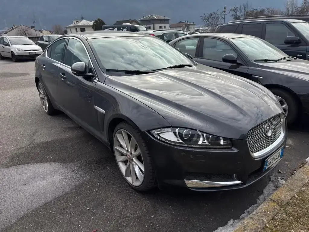 Main__Slider__Photo:Jaguar XF XF 3.0cc 340CV Portfolio awd auto 10/2014-1
