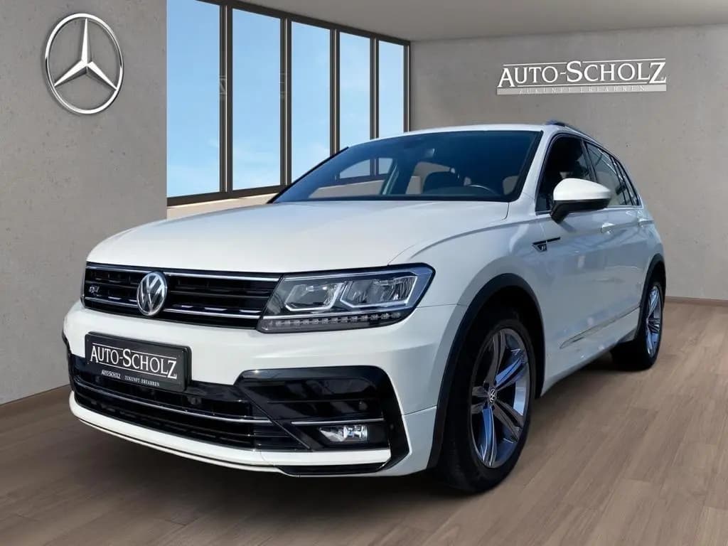 Main__Slider__Photo:Volkswagen Tiguan R-LINE+APP CONNECT+LED+CARPLAY+PDC+NAVI++ 08/2018-0