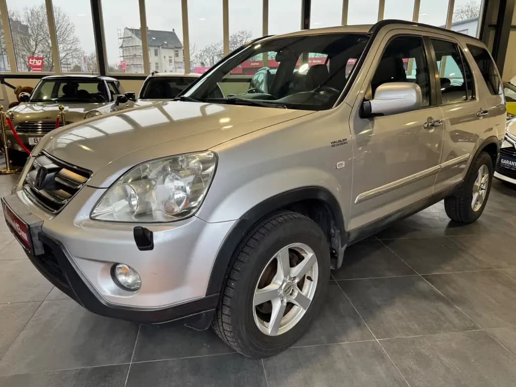 Main__Slider__Photo:Honda CR-V ES | TÜV 10.2026 11/2005-0