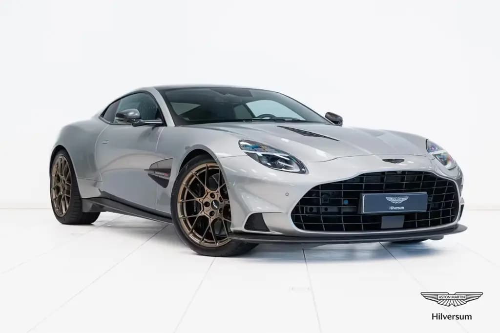 Main__Slider__Photo:Aston Martin Vanquish Coupe | 25MY | Full Factory Options | 09/2024-0