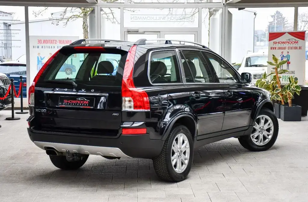 Main__Slider__Photo:Volvo XC90 D5 Executive Allrad Leder Xenon Ahk 1.Hand 09/2008-1