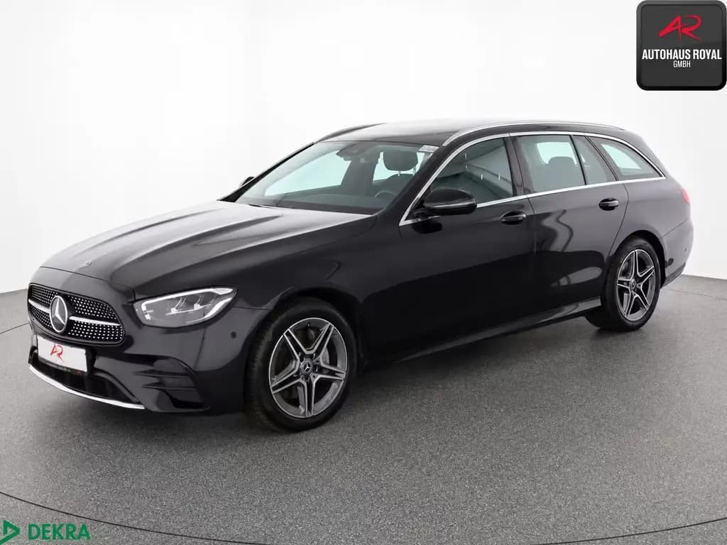 Main__Slider__Photo:Mercedes-Benz E 300 d T 4M AMG KAMERA,PANO,AMBIENTE,MEMORY,AHK 07/2022-0
