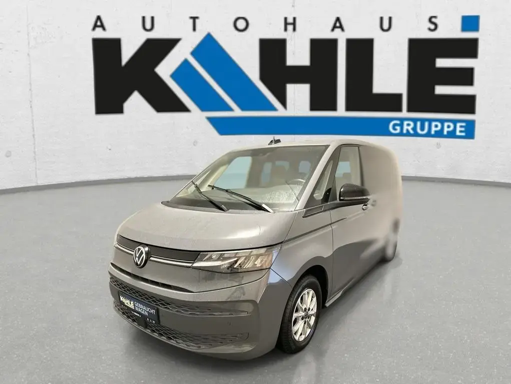 Main__Slider__Photo:Volkswagen T7 Multivan 2.0 TDI DSG KÜ Life CarPlay LED Navi 06/2023-1