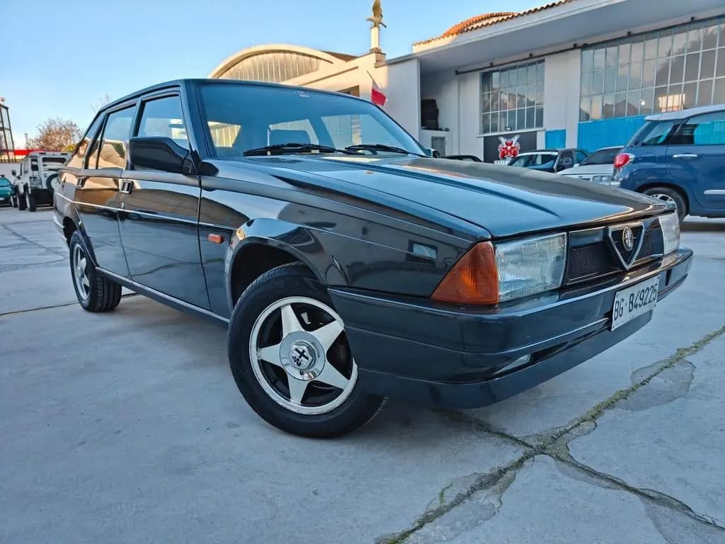 Main__Slider__Photo:Alfa Romeo 75 motore nuovo 09/1992-0