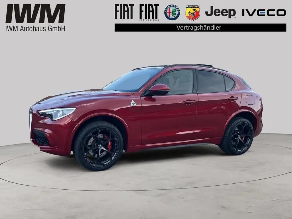 Main__Slider__Photo:Alfa Romeo Stelvio Quadrifoglio Q4 09/2018-0