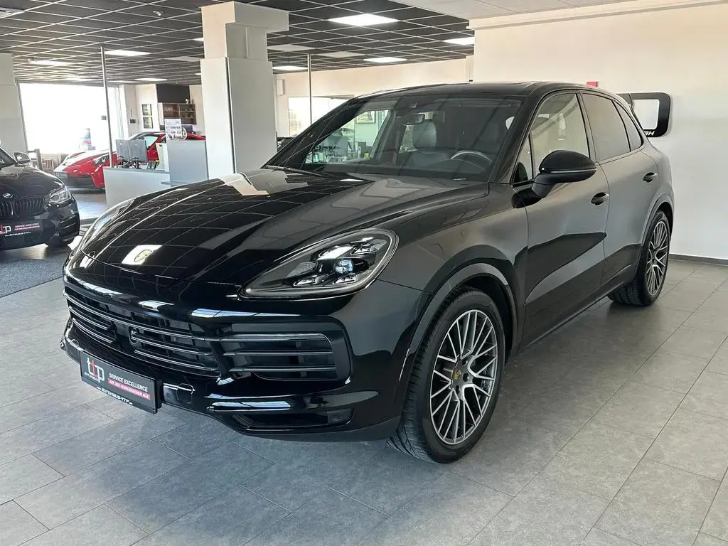 Main__Slider__Photo:Porsche Cayenne S Platinum Edition Standheiz. LUFT PANO 01/2023-1