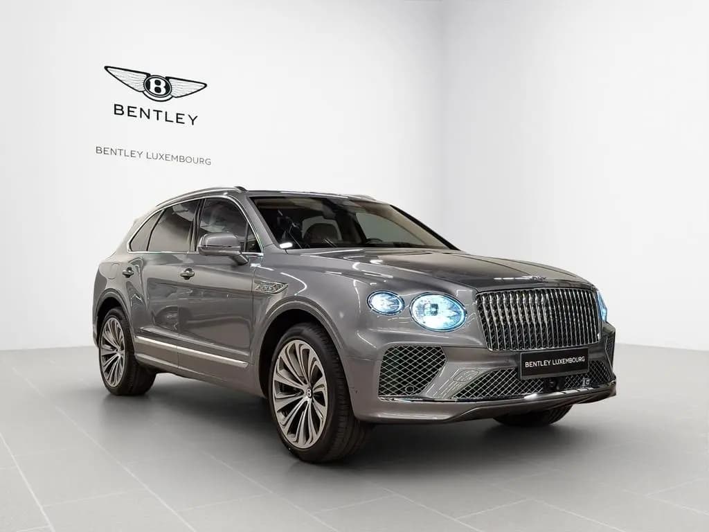 Main__Slider__Photo:Bentley Bentayga Atelier Edition null-0