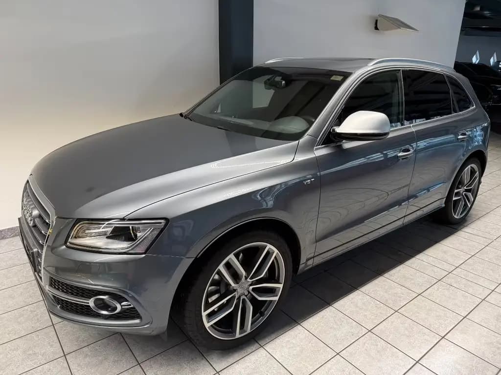Main__Slider__Photo:Audi SQ5 3.0 TDI competition quattro Pano AHK Carbon 06/2018-0
