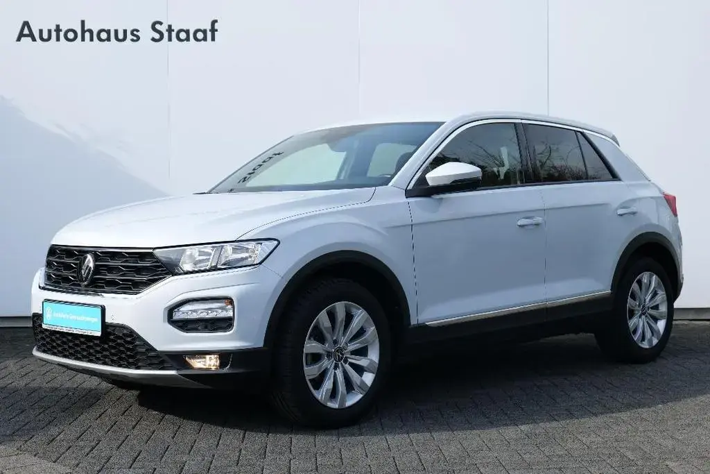 Main__Slider__Photo:Volkswagen T-Roc Sport 1.5 TSI 150PS 6-GANG AHK+KAMERA+ACC 12/2021-1