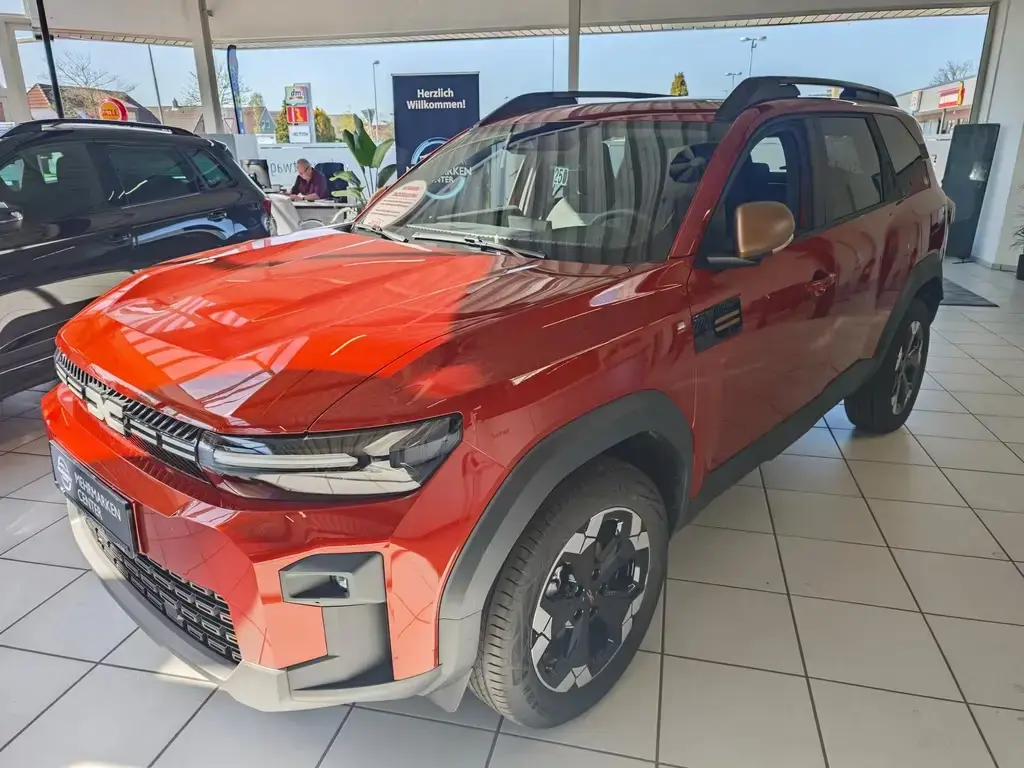 Main__Slider__Photo:Dacia Bigster TCe 140 Extreme Winter-Plus+Pano-Dach 11/2025-1