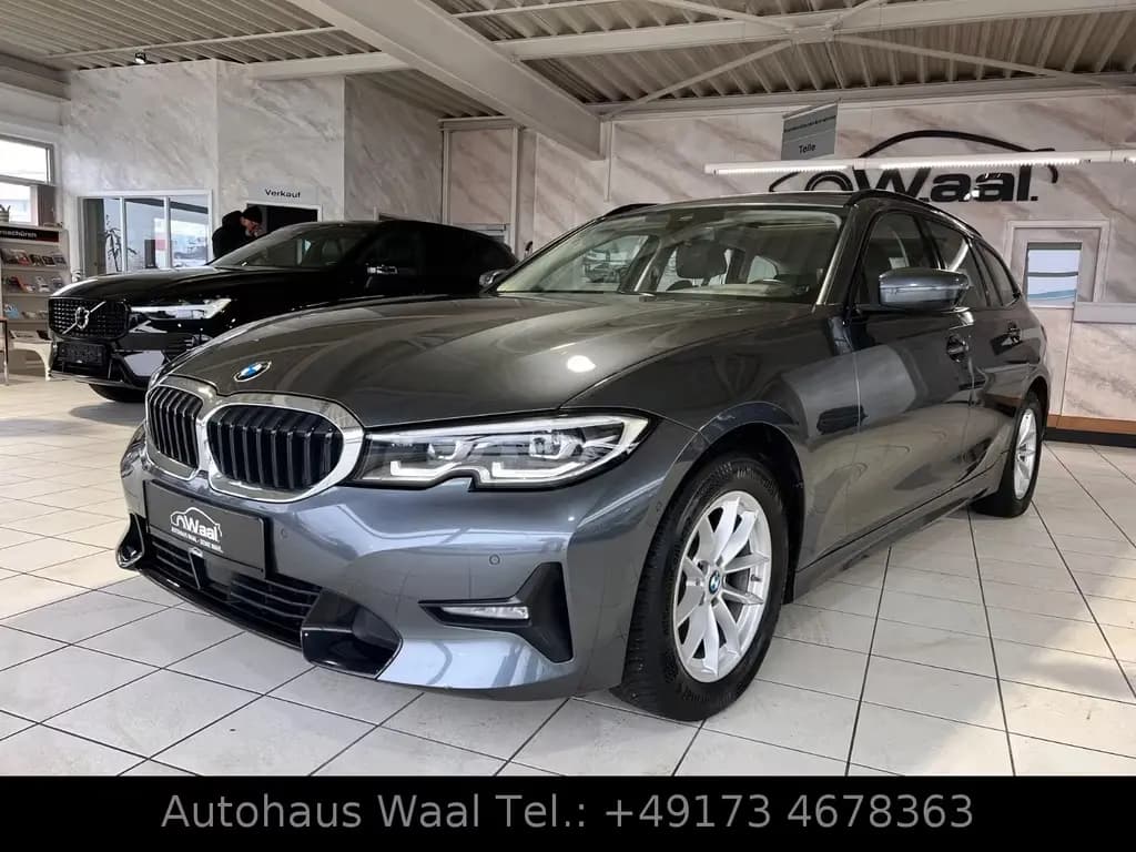 Main__Slider__Photo:BMW 320 d Sport Line| ACC | PANO | KAMERA | AMBIENTE 02/2021-0