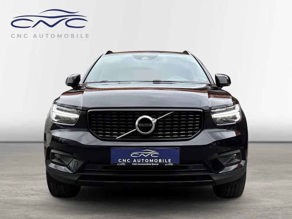 Main__Slider__Photo:Volvo XC40 R Design 2WD PilotAssist/H&K/ 05/2022-0