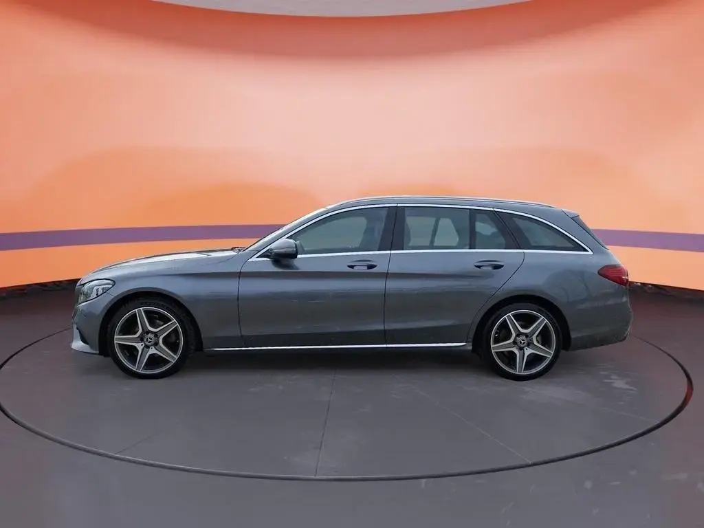 Main__Slider__Photo:Mercedes-Benz C-Class 180 T 9G-TRONIC Avantgarde Rückfahrkamera Navi 03/2019-1