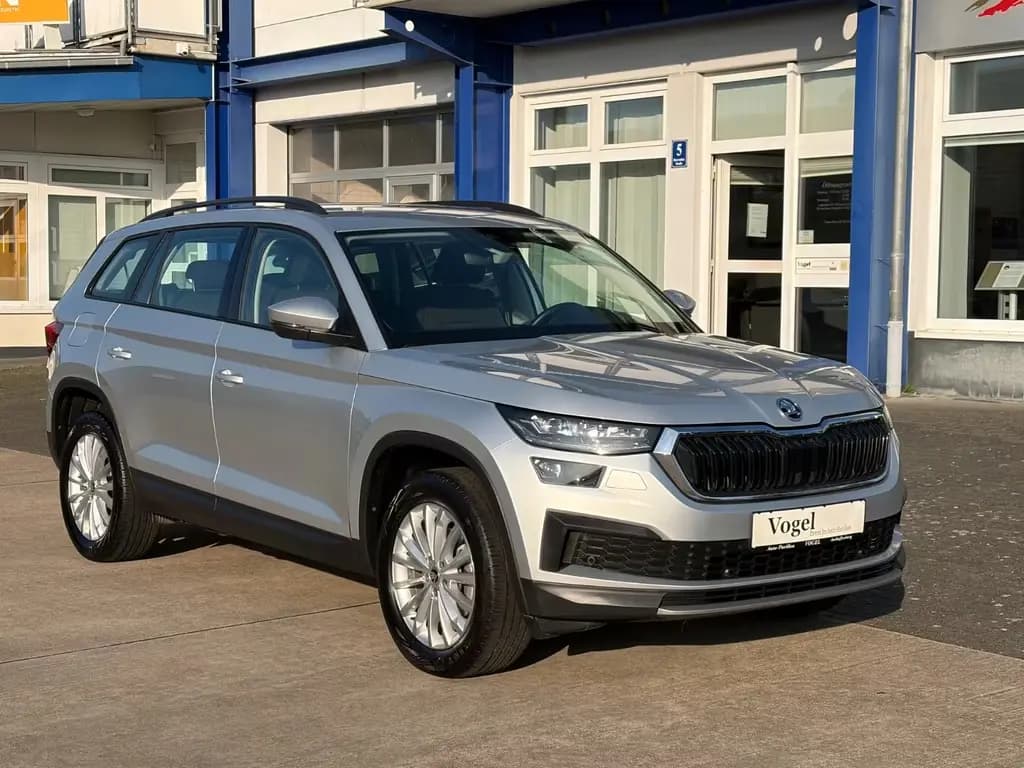 Main__Slider__Photo:Skoda Kodiaq Ambition AUT/CARPLAY/LED/7-SITZE 04/2024-0
