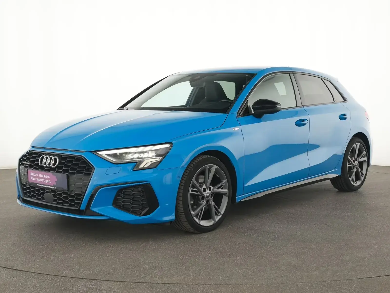 Main__Slider__Photo:Audi A3 03/2022-1