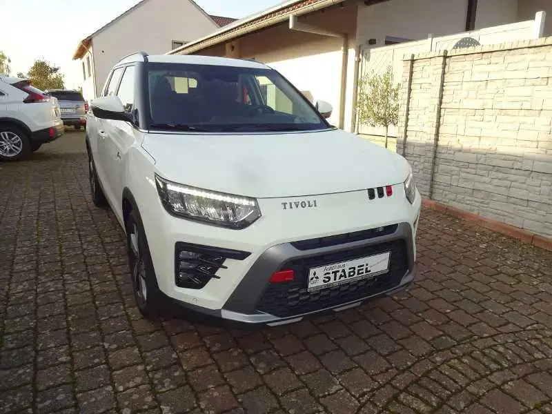 Main__Slider__Photo:Ssangyong Tivoli Platinum 6AT 12/2024-1