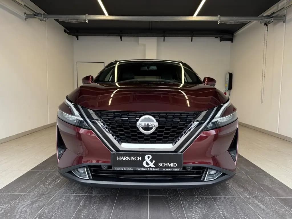 Main__Slider__Photo:Nissan Qashqai Tekna - Pano, HeadUp, Teilleder 02/2022-0