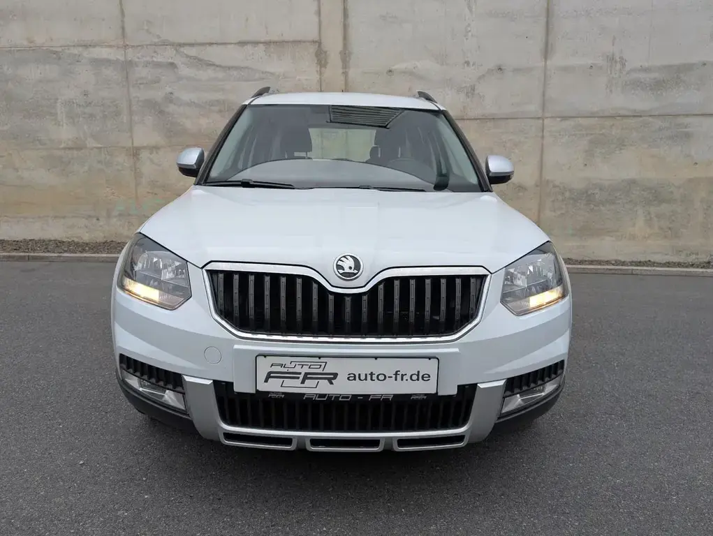 Main__Slider__Photo:Skoda Yeti 1.4 TSI Sondermod. Outdoor Benzin SUV AHK 05/2017-1