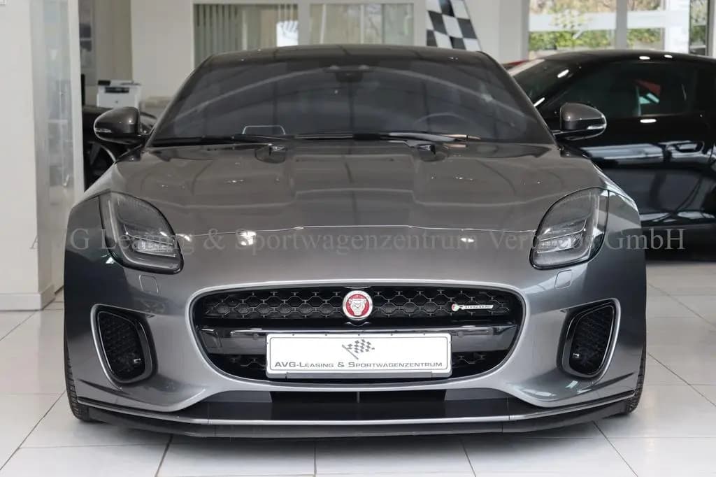 Main__Slider__Photo:Jaguar F-Type Coupe R-Dynamic NUR16'KM/1.HD/DT/UVP105k¤ 04/2018-0