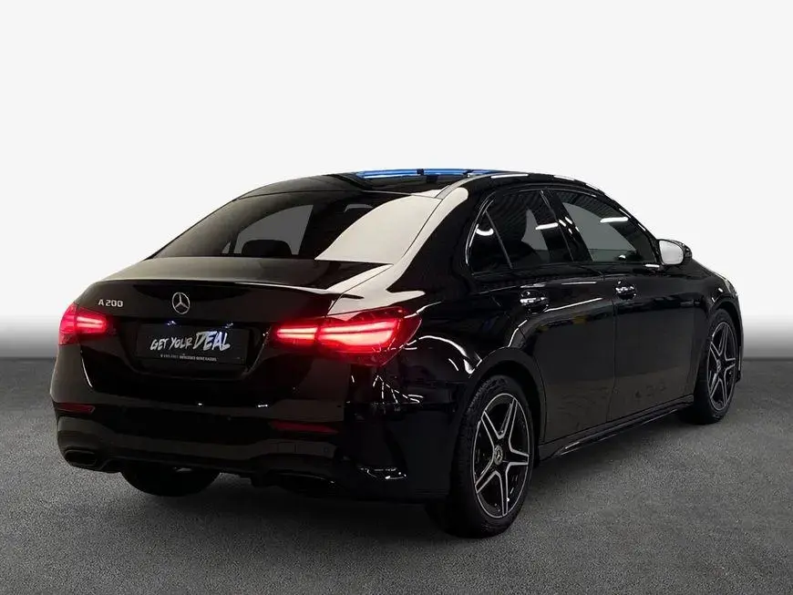 Main__Slider__Photo:Mercedes-Benz A-Class 200 7G-DCT Lim. Special Edition 02/2026-1