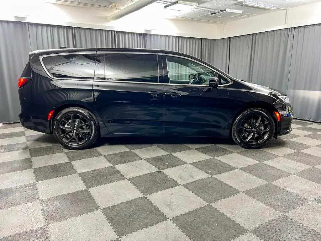 Main__Slider__Photo:Chrysler Pacifica Select 2026, 360°,Schiebedach, 20 Zoll null-1
