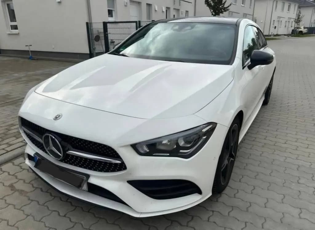Main__Slider__Photo:Mercedes-Benz CLA-Class 200 Garantie - Pano Burmester AMG Ambiente 09/2020-0
