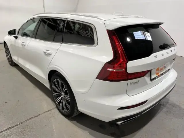 Main__Slider__Photo:Volvo V60 T6 Recharge AWD Inscription Leder LED ACC 06/2021-1